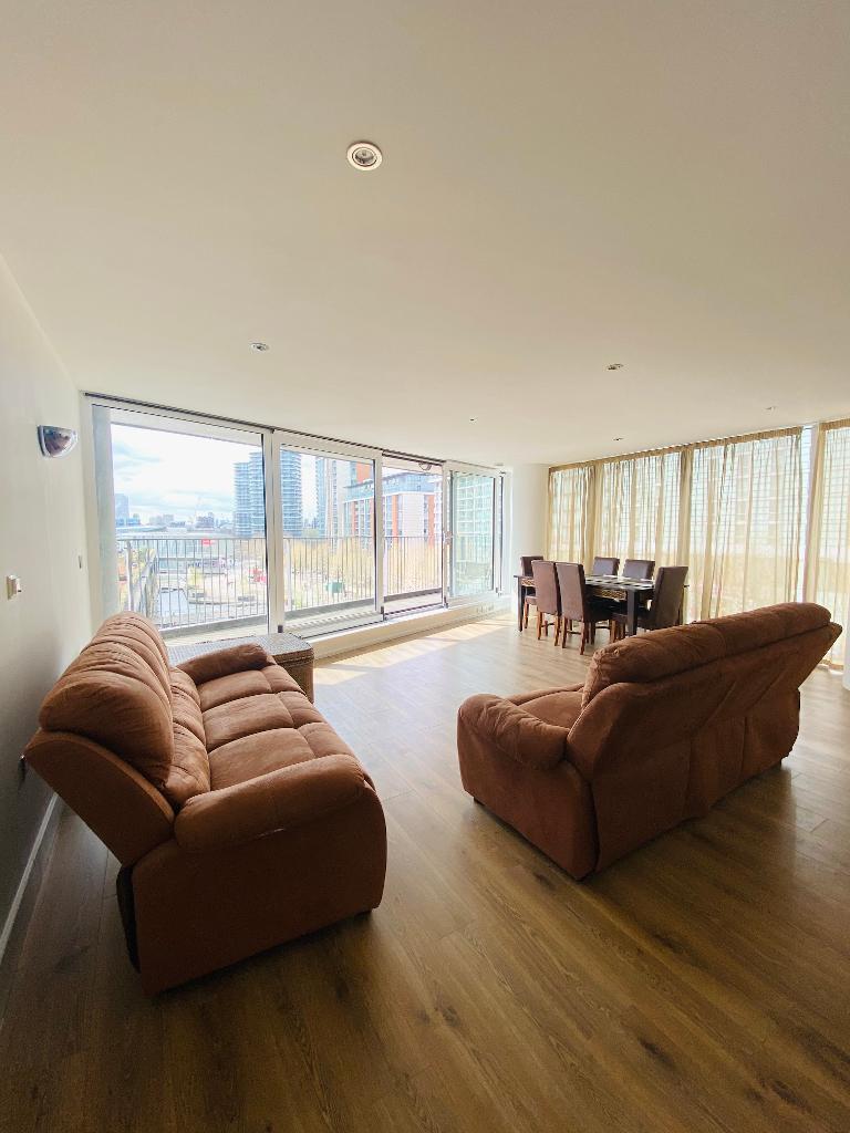 Coral Apartments, 17 Western Gateway, Royal Victoria Docks, Canary Wharf, Canning town, London, E16 1AQ