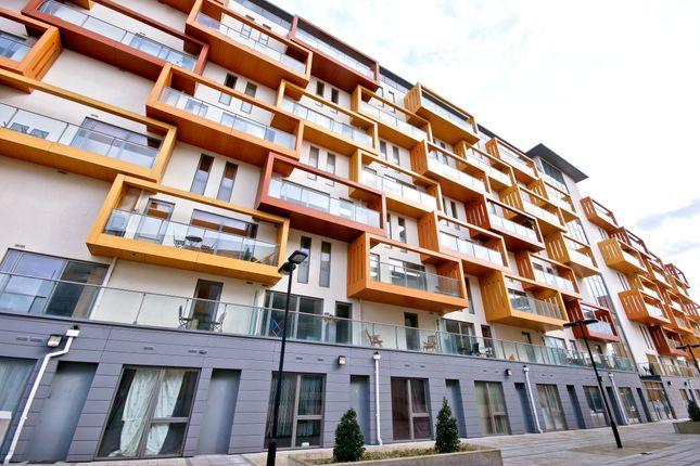 83 Crampton Street, Walworth, Elephant & Castel, London, SE17 3AE