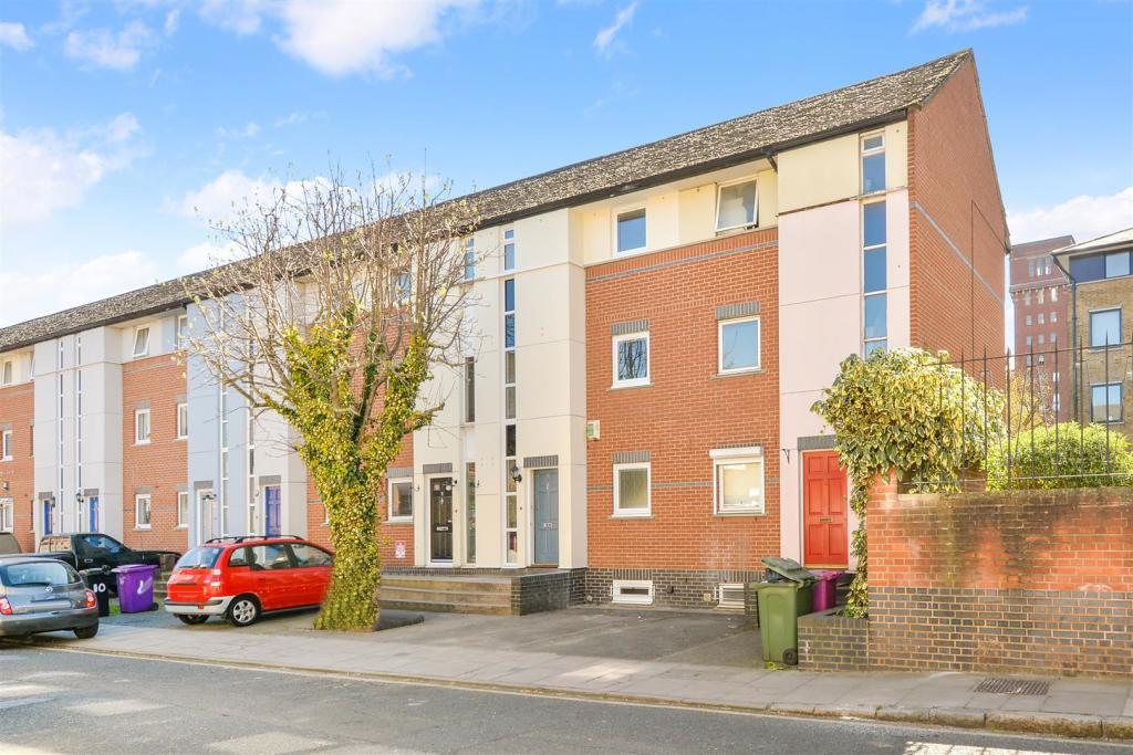 Blondin Street, Bow, Fish Island, Mile End, Bow, Old Ford, Olympic Park, London, E3 2TR