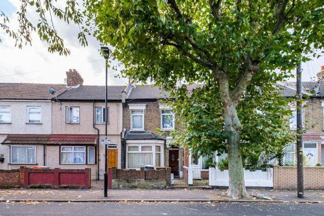 Gooseley Lane, East Ham, Beckton, Barking, London, E6 6AW